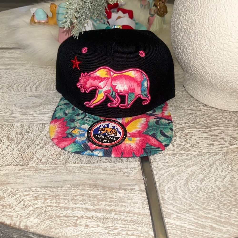 Colorful Bear Design Snapback Hat